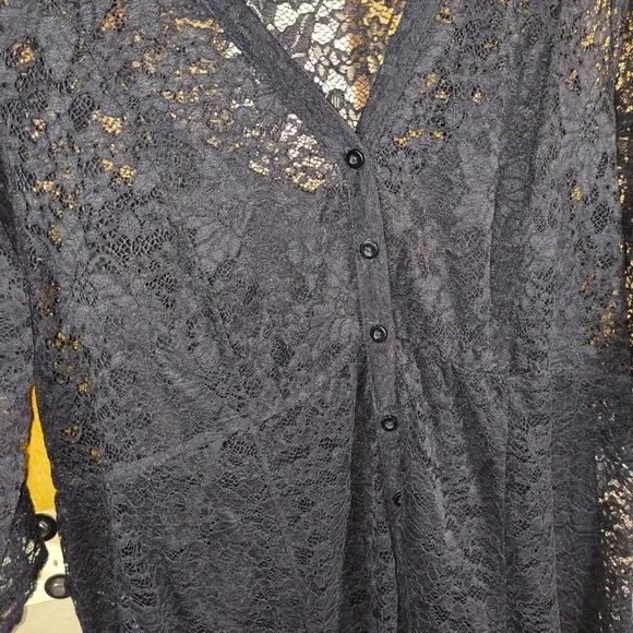 Torrid Black Lace Dress Size 2 Plus Midi V Neck Gothic Witchy 2X 3/4 sleeve - Picture 2 of 12